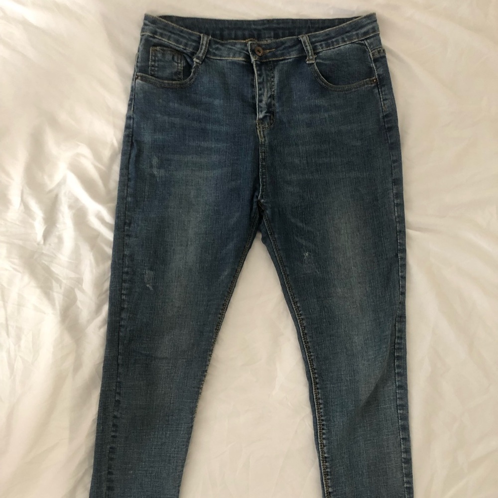 Mid-Rise Jeans